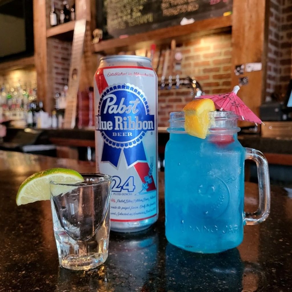 Top Bars and Pubs in Morgantown Iron Horse Tavern morgantown wv